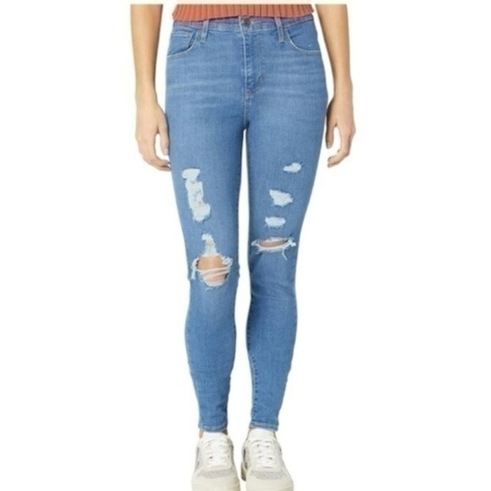 NWT Levi’s 720 High Rise Skinny Jeans Ripped Distressed Stretch 12 14 or 18 New